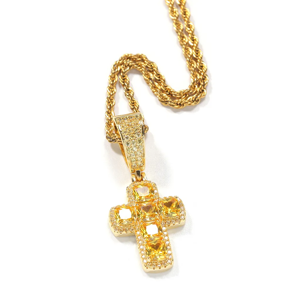 Mens Hip Hop Cross CZ Stone Bling ised ut hängande halsbandsmycken Gold Slver Green Diamond Statement Halsband Gift2633