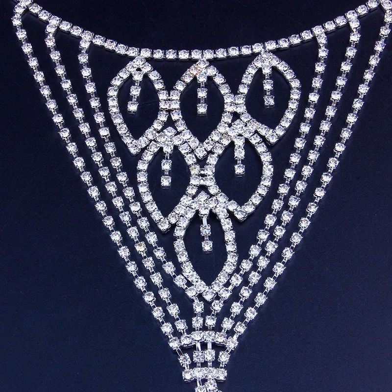 Kształt liścia Rhinestone Thong Biełd Biełdak dla kobiet seksowne ciało biżuteria kryształowe majtki