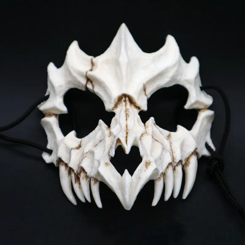 Half Animal Mask Dientes largos Demonio Samurai Masilla de hueso blanco Tengut Dragón Yaksa Tiger Resin Mask Cosplay T200509214E