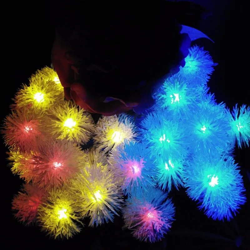 YIYANG LED Snowball String Lights 10M 100 Snow Flakes Christmas Light Holiday Wedding Party Decoration Lightings 110V 220V US EU291d