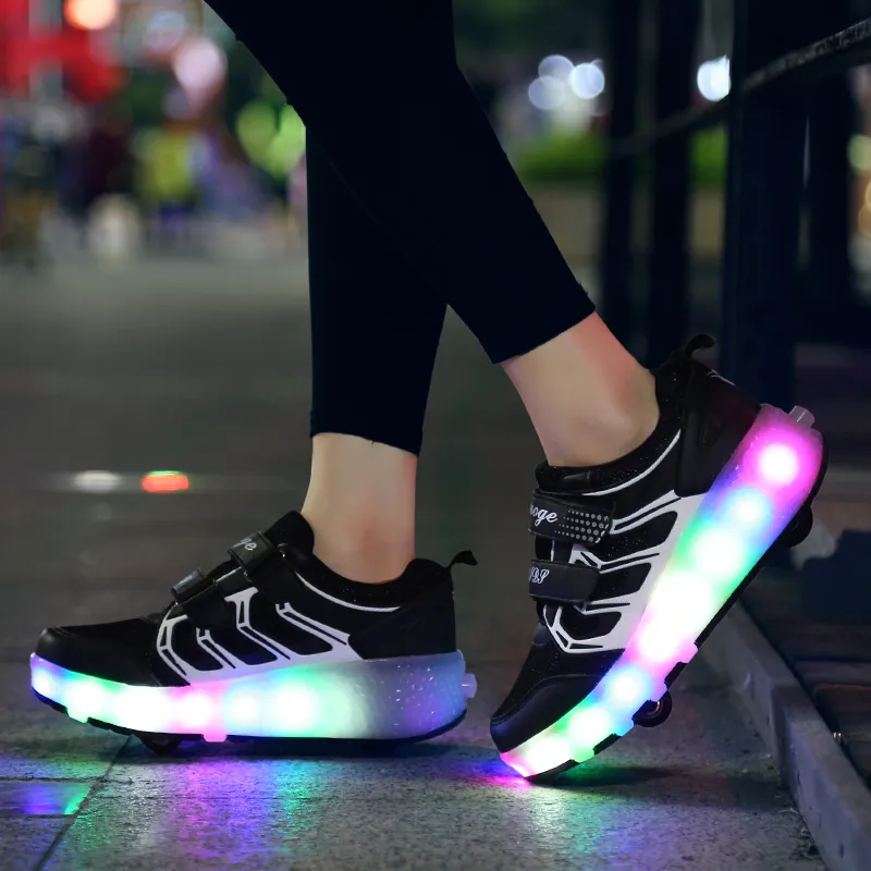 Size 28-40 Kids Roller Sneakers with LED Lights Boys Girls Glowing Wheels Shoes for Children Luminous Shoes on Wheels Re-charged LJ201202