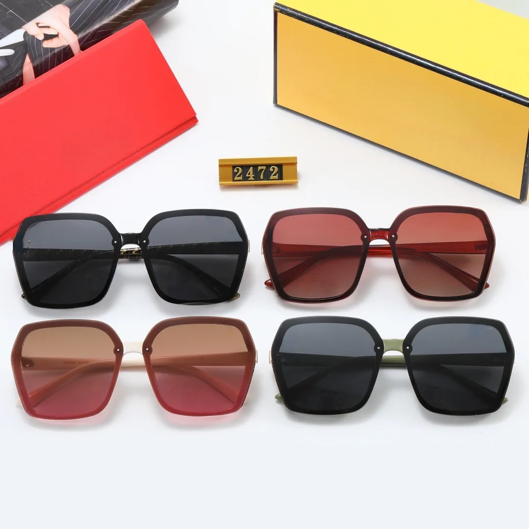 Fashion New Outdoor Lunettes de soleil Luxury Women's Street Eyewear Wholesale Travel Polarizing Glasses