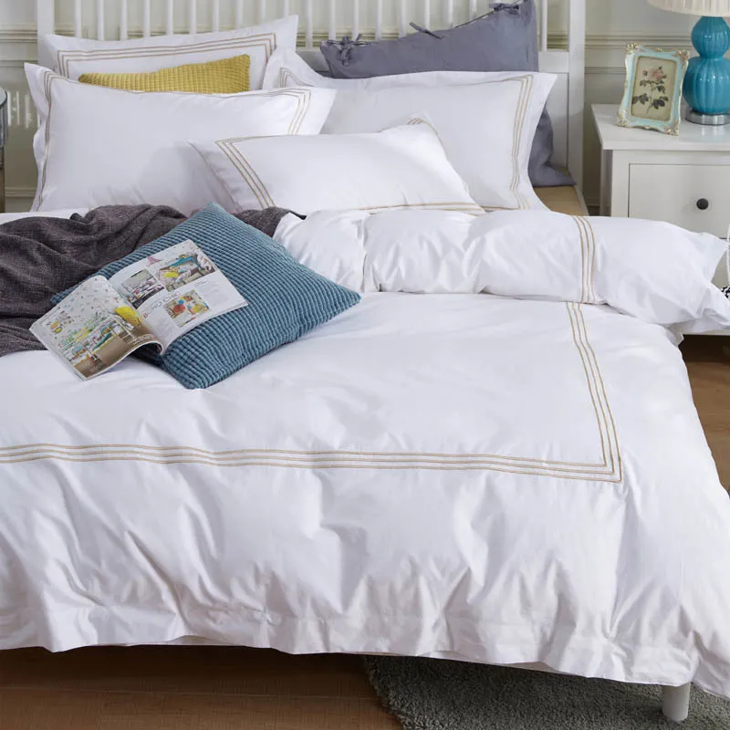 Luxury 100% Egypt Cotton White Embroidery 5 stars Hotel Bedding Set Satin Strip Bed Line duvet cover sheet 4/T200706