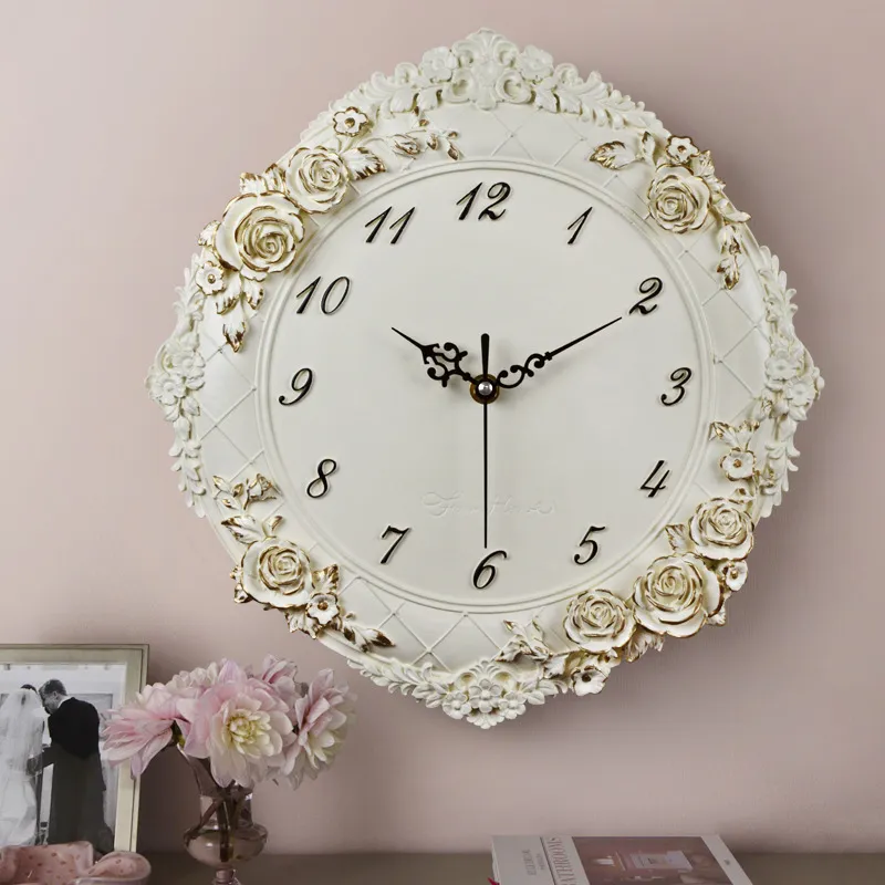 Orologio da parete angelo europeo Fiore rosa in resina e orologi Classico soggiorno in stile camera da letto muto Orologio in resina angelo Cupido regalo 1008