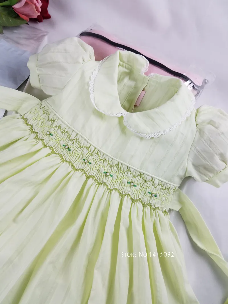 Flickor klänningar vårflicka smockad prinsessan klänning sommar barn flicka vit grön röd fast färg vintage elegant klänning party t2007165381029