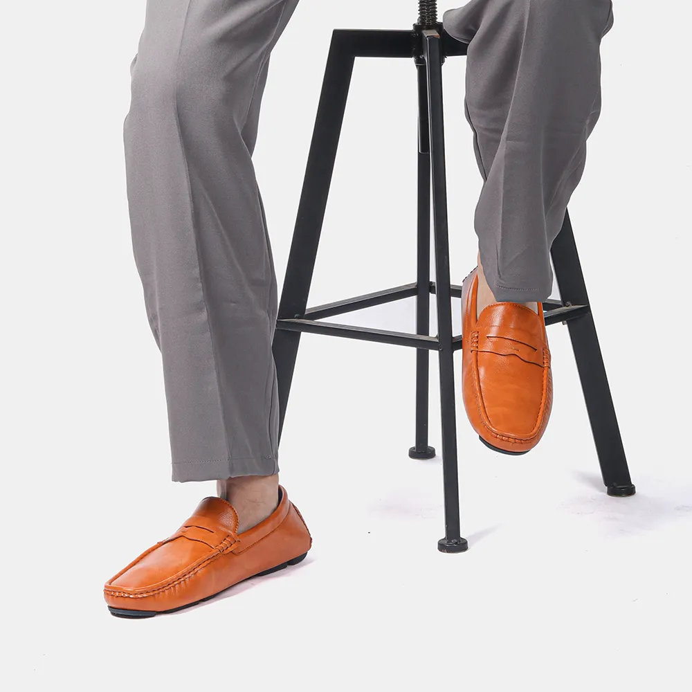 Mocassini Uomo Scarpe estive casual Taglia 4045 scarpe piatte 2022 WOOTTEN scarpe firmate di marca comode moda Mocassini da uomo