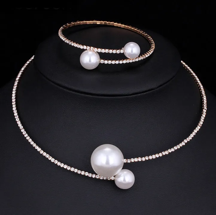 Acessórios de colar e pulseiras de noiva Conjuntos de jóias de casamento Rhinestone Pearl Formal Brides Acessórios Bangles Panqueletas N1836950