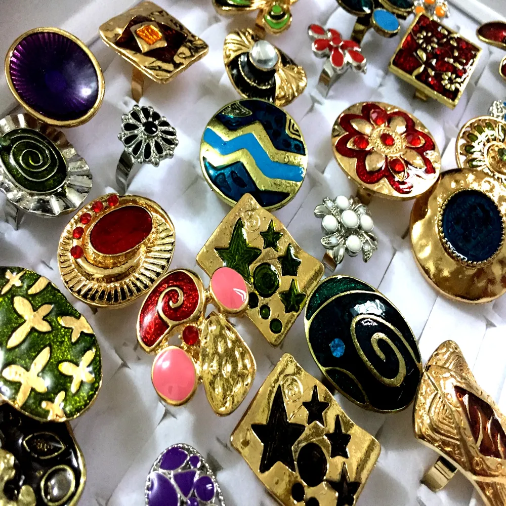 Bulk Vintage Colorful Enamel Alloy Women Rings Open Size Bronze Silver Mix Design Assorted Retro Rings Whole Party 241S