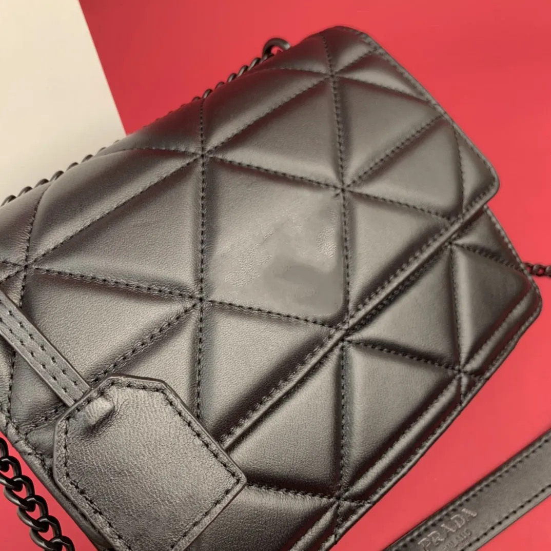 Designer Mode Lack Kette Tasche Schaffell bestickt dreieckige Diamant Plaid Flap Bag Damen Geldbörse