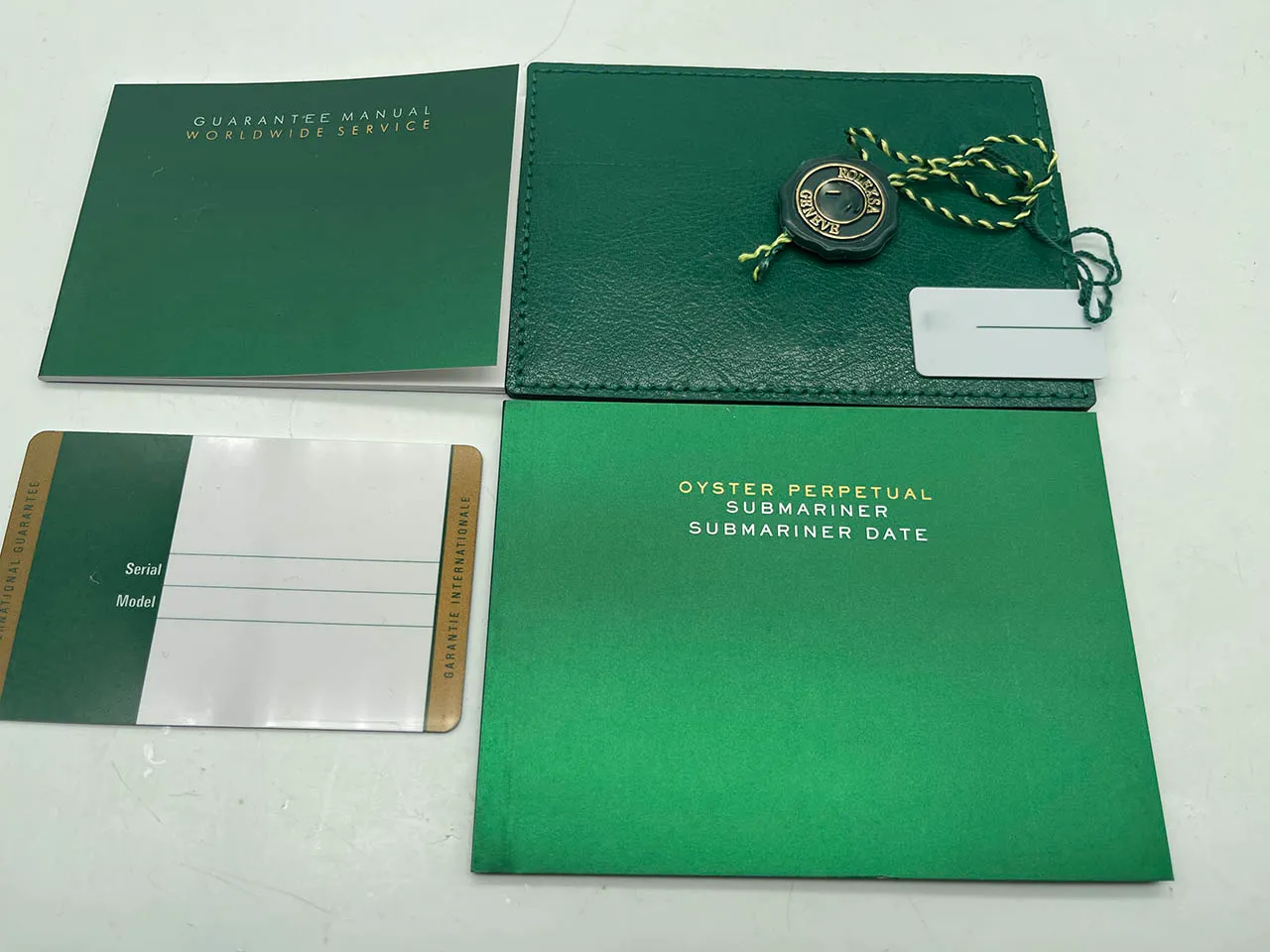 Boîte de montre supérieure originale, livret vert assorti, carte de sécurité pour boîtes Rolex, livrets de montres, carte personnalisée imprimée 344V