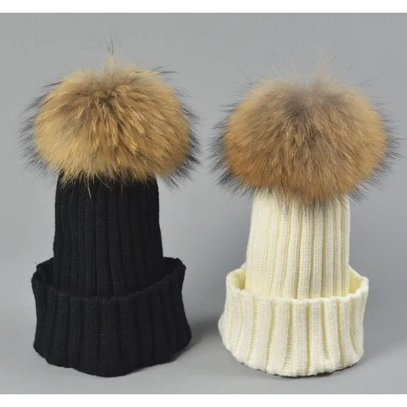 Designer damer stickade revbenhåror med riktig tvättbjörn hund hår boll barn fancy vanlig päls pom vinter hattar kvinnor k wmtuat tur259n