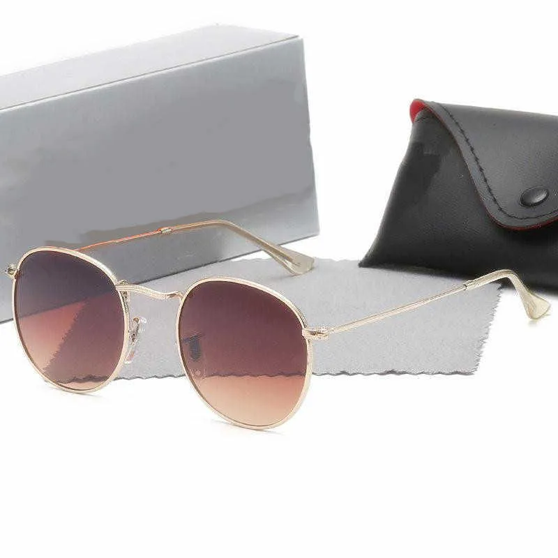 2022 Mujeres para hombres de diseñador para gafas de sol vintage Band de marca UV400 Protección de copa de sol redondo al aire libre con estuche266c