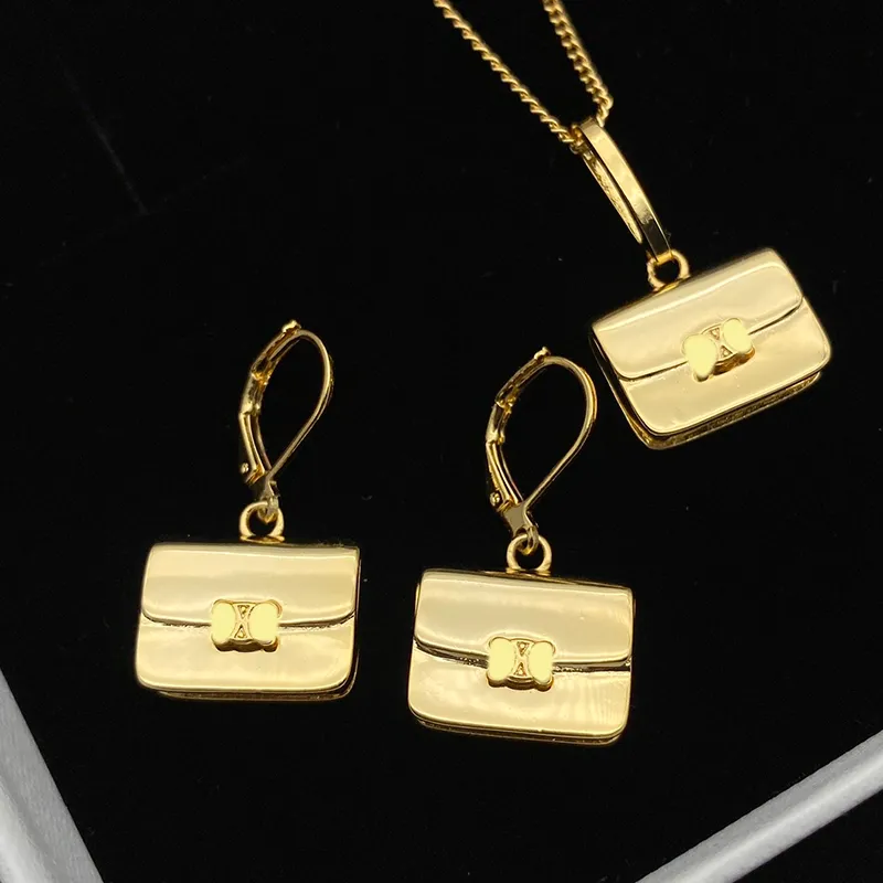 Designer Necklace Set Earrings For Women Luxurys Designers Gold Bag Necklace Letter Earring Fashion Jewerly Gift With Charm D2202181Z