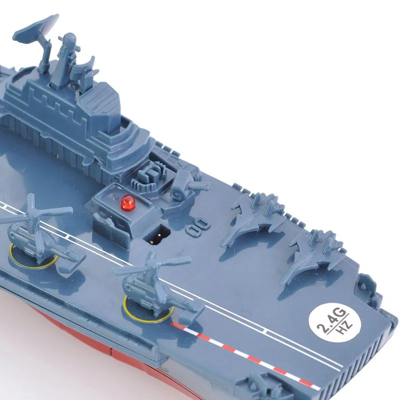 2.4GHz Remote Control Nave Portaerei Nave da guerra Battleship Cruiser Barca ad alta velocità RC Giocattolo da corsa Blu scuro