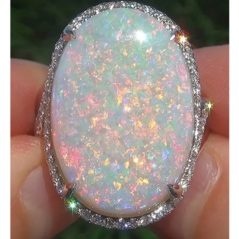 Selling Super Large Opel Ring Fashion Ladies Jewelry Copper Plated Silver Inlaid Zircon Artificial Ring Opal Jewelry Wholesal9585671