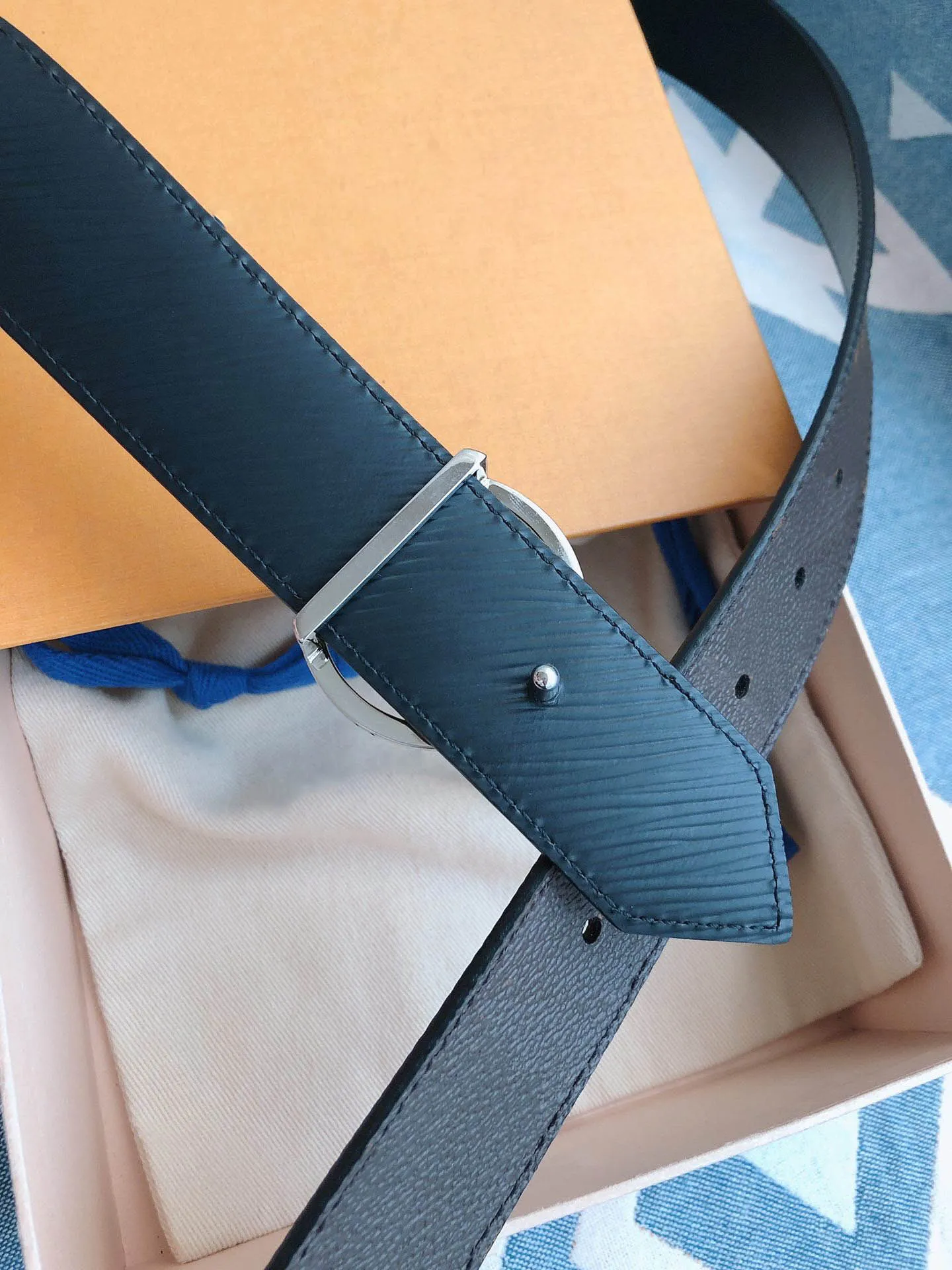 Marque de qualité de la mode Généralités en cuir véritable ceinture avec des hommes de créneurs de boîte