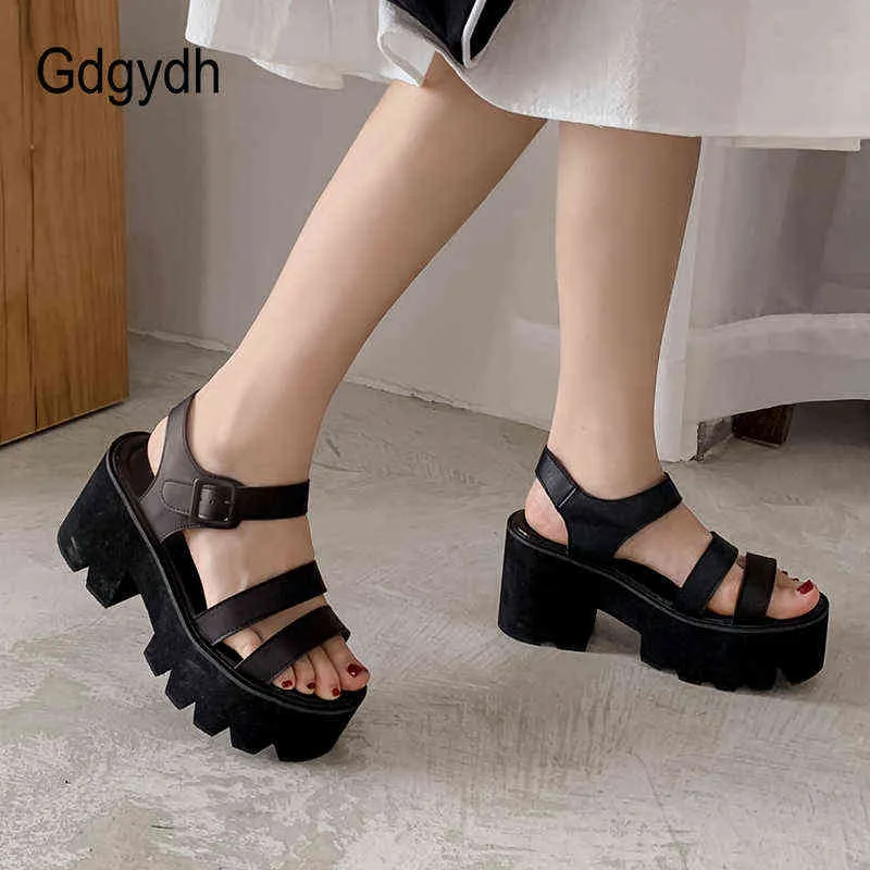 Sandales Gdgydh noir plate-forme femmes été femmes chaussures femme bloc talon mode boucle casual pas cher de haute qualité 220121