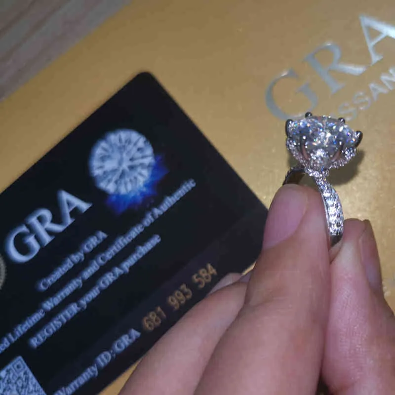 Anello di fidanzamento con 5 diamanti certificato con nome personalizzato Anello da donna in oro bianco 14 carati con Moissanite da sposa in argento sterling 240C