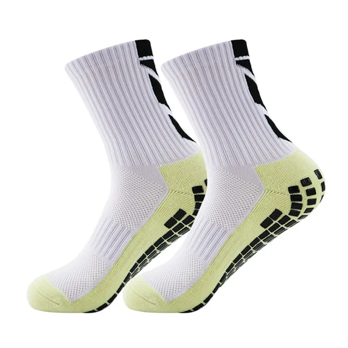 New non slip breathable men's summer Yoga running cotton rubber football socks high quality mountaineering socks