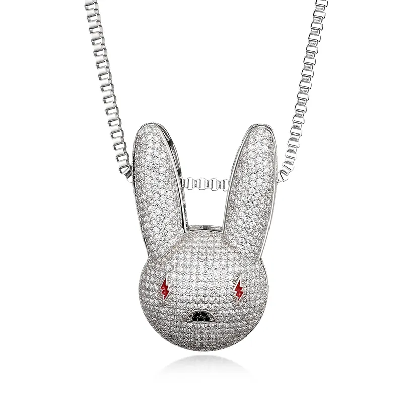 Hip Hop lodowe CZ aaa Bling Bad Bunny Cubic Zirkonia Naszyjniki w Wisianty dla mężczyzn biżuterii z łańcuchem Y1220313F