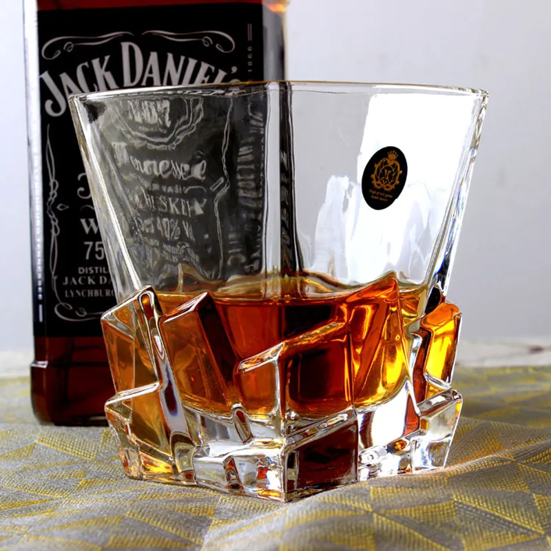 Big Whisky Bicchiere da vino Bicchieri di cristallo al piombo Bicchiere da birra ad alta capacità Bar el Drinkware Marca Vaso Copos Y200107272O