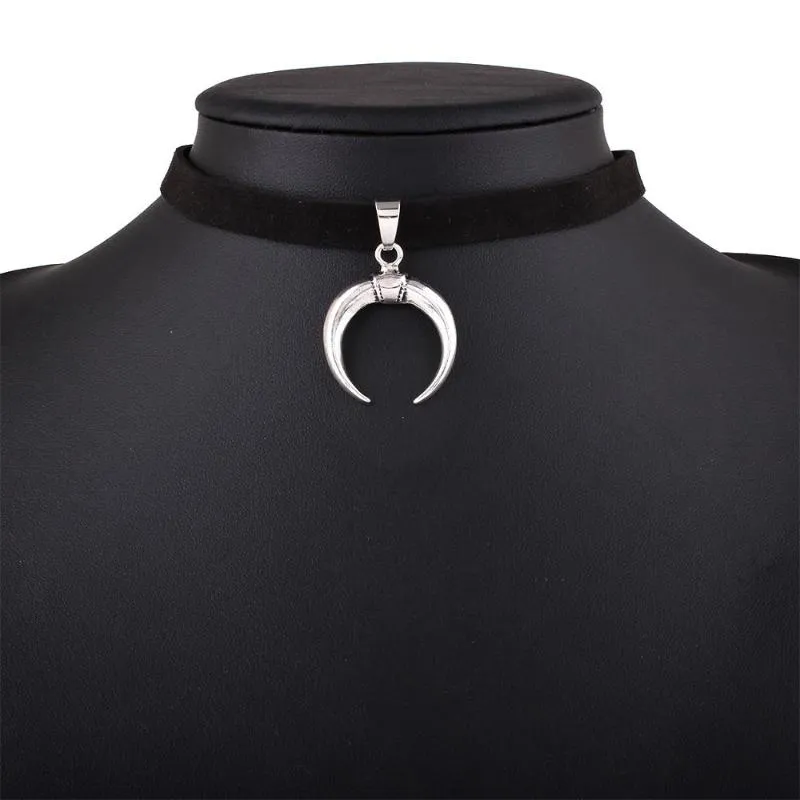 Fianiczny czarny goth choker Naszyjnik aksamitny gotycki chocker ręcznie robiony księżyc wisiorek dla kobiet fajne biżuterię