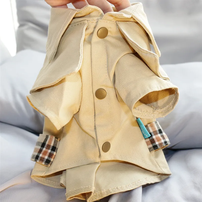 スピルンの夏の犬の服ハンサムトレンチコートドレス暖かい小型犬コスチュームジャケットパピーシャツペット衣装lj200923