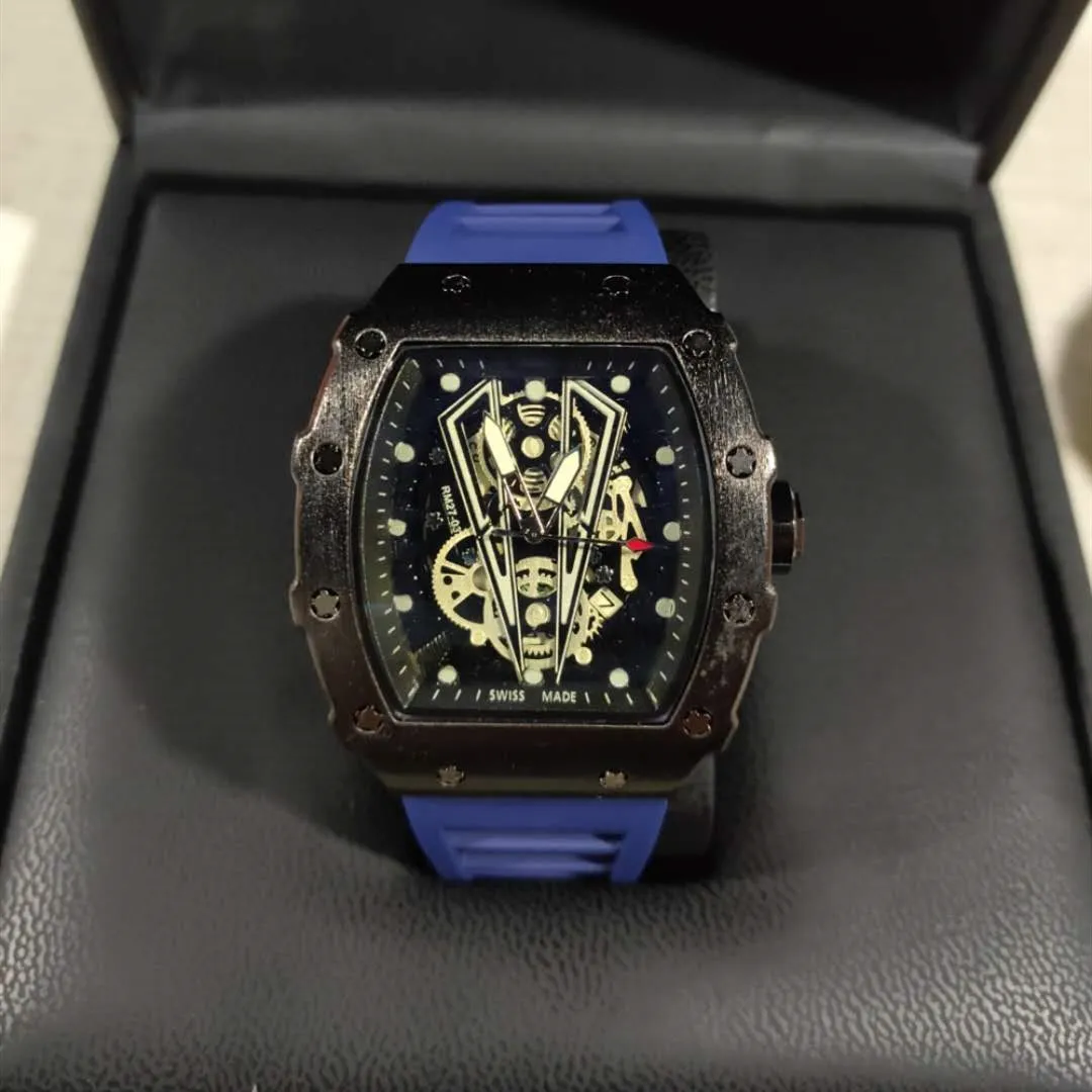 Montres-bracelets de luxe pour hommes bracelet en Silicone noir montre de créateur de mode Sport Quartz horloge analogique Relogio Masculino315G