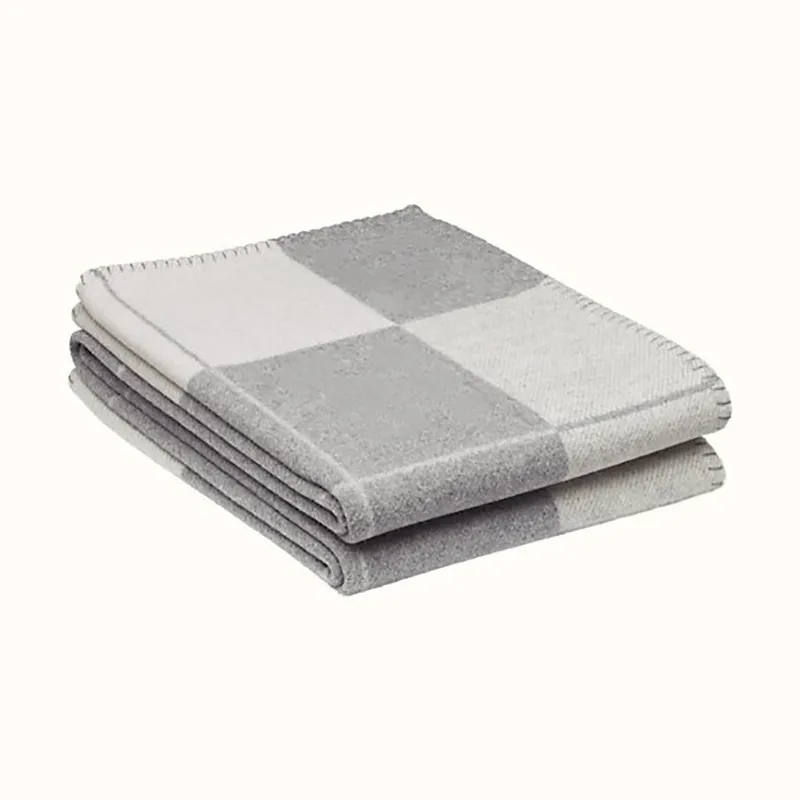 15 Styles Letter Cashmere Designer filt Soft Wool Scarf Shawl Portable Warm Plaid Soffa Bed Fleece Sticked Throw 140*170cm