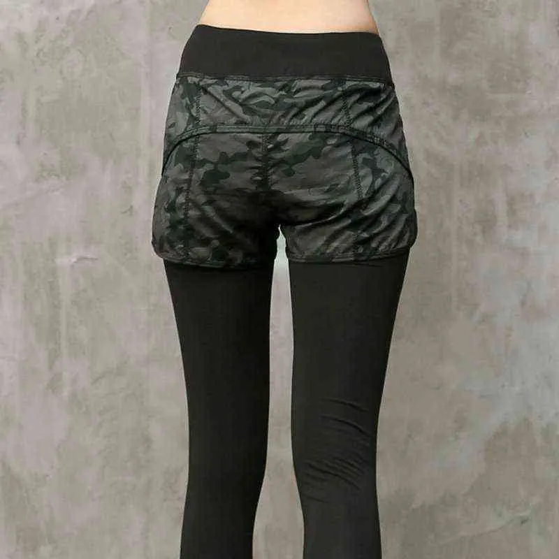 Camouflage False Two Pieces Pantalons de yoga pour femmes Compression Slim Compact Fitness Big Girl Sport Wearing pour la course Jogging GYM H1221