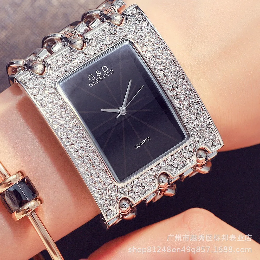 Diamond D Gaishideng Reloj de cuarzo para mujer con tres cadenas transfronterizas y grandes diamantes incrustados Reloj no mecánico para mujer Watc319h