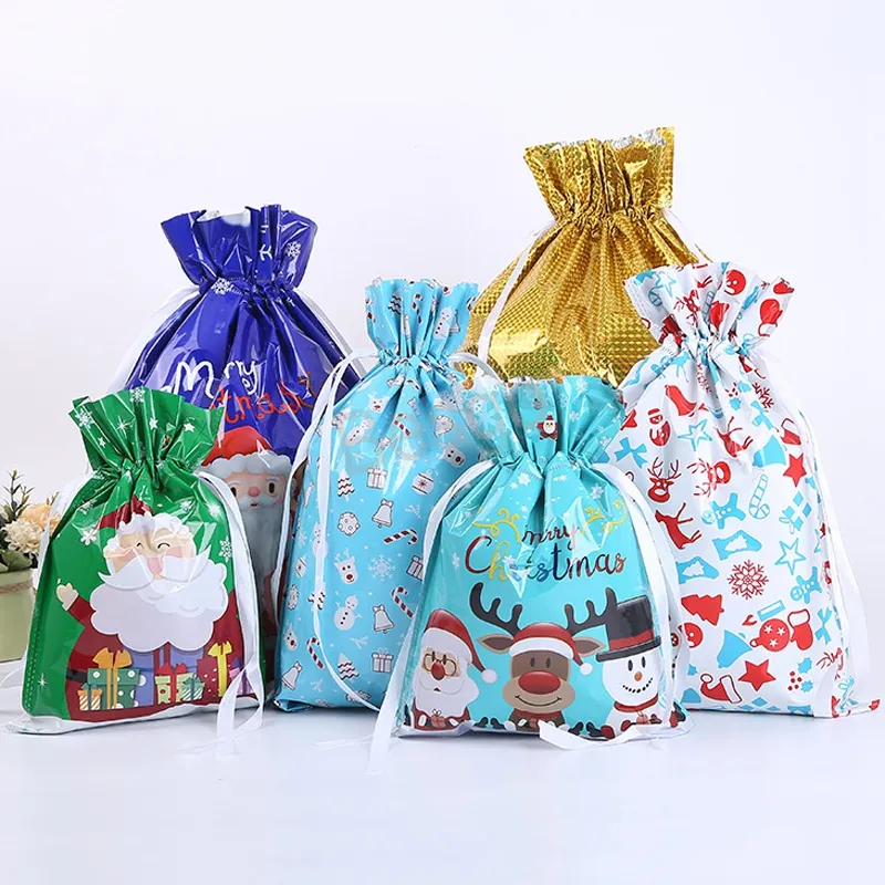 2021 Sacs de stockage de cadeaux de Noël Sacs d'emballage de cadeaux de Noël Sac de cordon de sac de père Noël avec des rennes Bonhomme de neige Sac de bonbons BH4302 TQQ