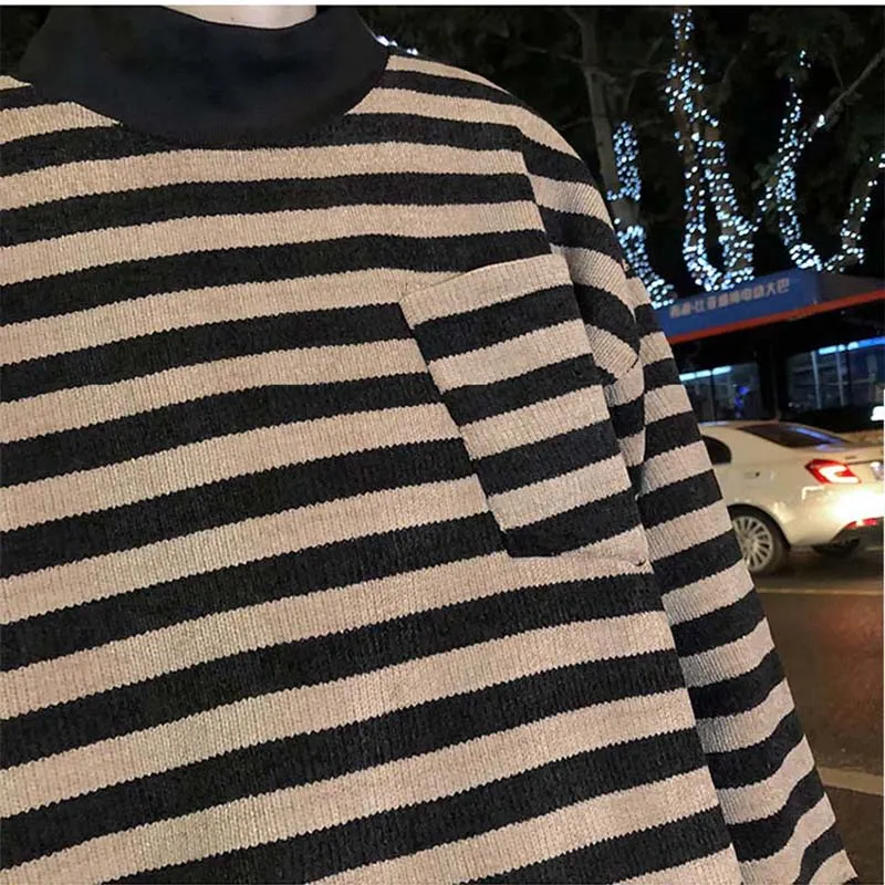 Ebaihui Striped Sweaters Mannen O-hals Splicing Preppy Stijl Dikke Pullover Pointed Winter Losse Paar Breien Tops
