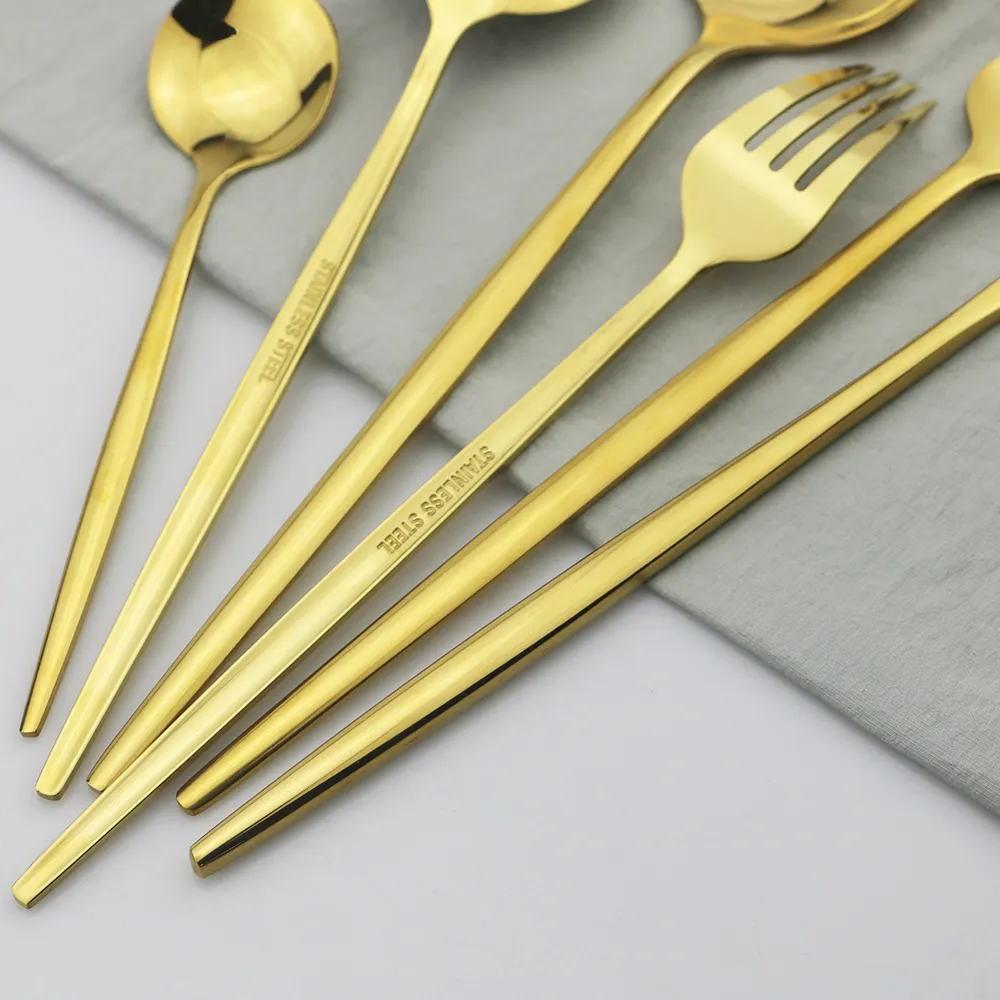 Gold Cutlery 18/10 Stainless Steel Dinnerware Knife Dessert Fork Spoon Dinner Silverware Kitchen Tableware Set 201128