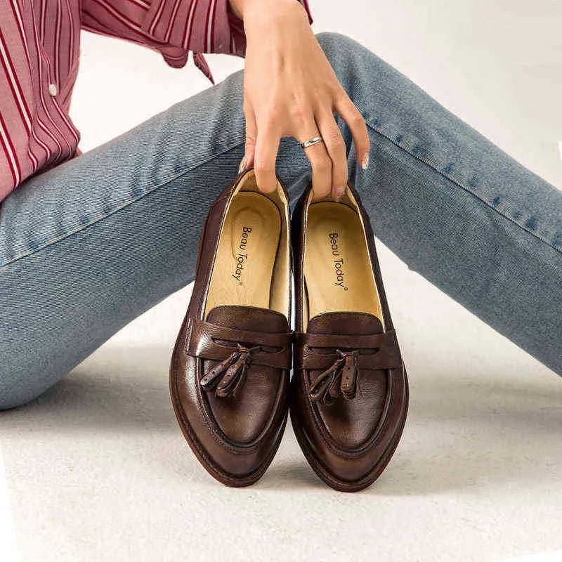 Damen-Sandalen aus Leder mit Quasten, spitze flache Schuhe, informell, ohne Spitze, handgefertigt, 2 9