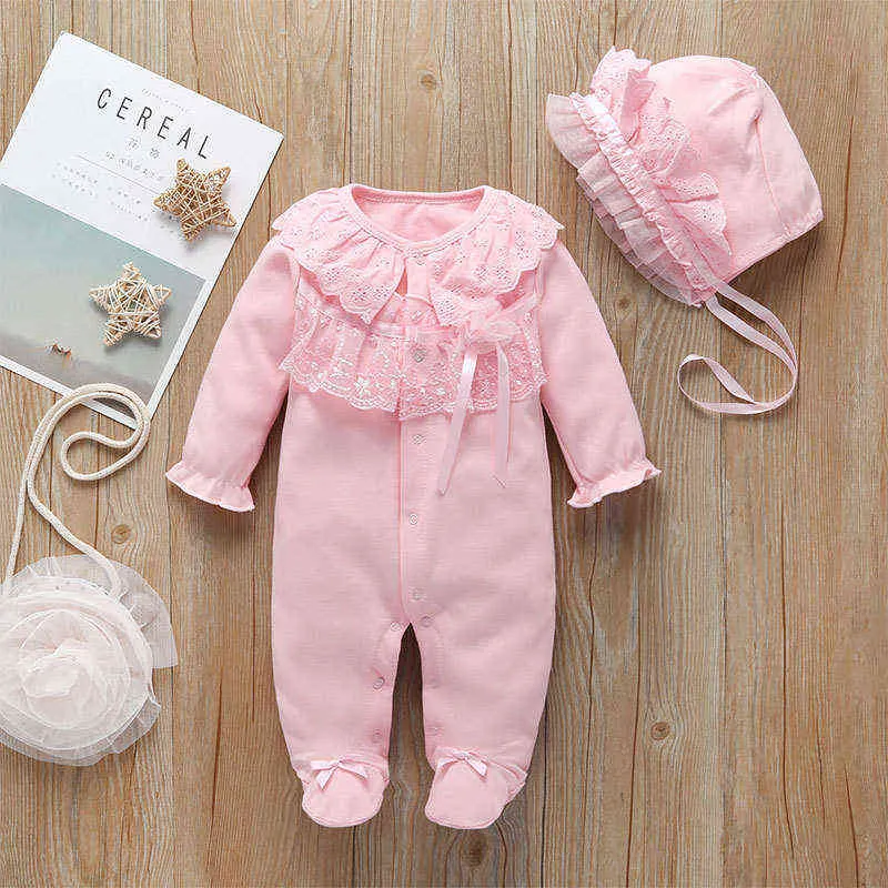 born Baby Girl Kläder Höst Bomull Spets Princess Style Jumpsuit 0-3 Månader Spädbarn Romper Med Strumpor Pannband ropa bebe 220105