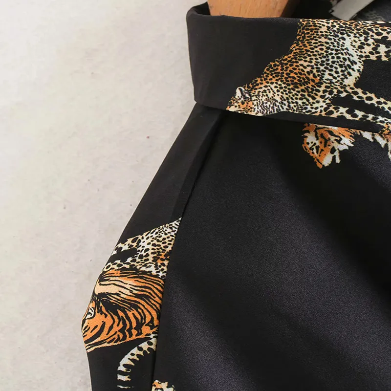 Moda Za Kobiety Koszula 2019 Vintage Tiger Print Turn-Down Kołnierze Koszulki Bluzki Luźne Panie Z Długim Rękawem Blusas Topy T200321