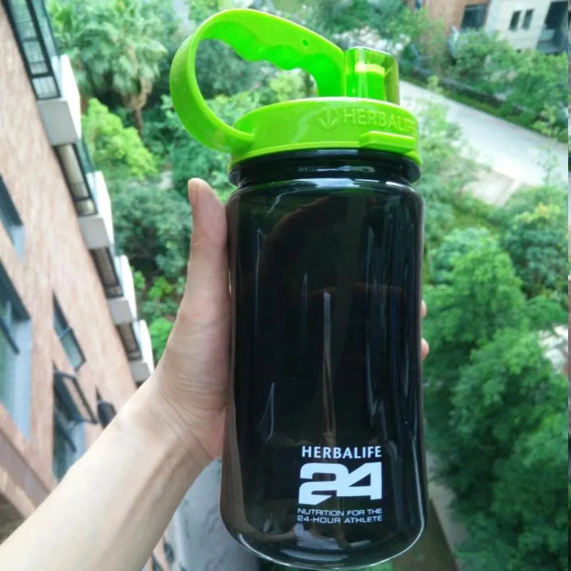 2000 مل 64 أوقية زجاجة مياه بلاستيكية صديقة للبيئة في مخزون العناصر الكبار المساحة الرياضية للتسلق المشي لمسافات طويلة الزجاجة