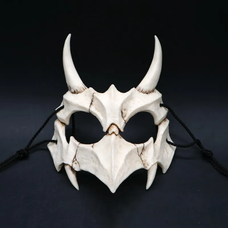 Half Animal Mask Dientes largos Demonio Samurai Masilla de hueso blanco Tengut Dragón Yaksa Tiger Resin Mask Cosplay T200509214E