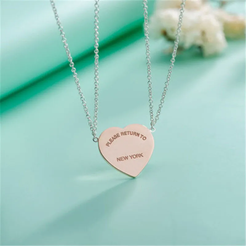 Classic S925 Silver HeartShaped Necklaces Jewelry Lovers Sweet Romantic Love Card Necklace T Holiday Gift Return to F1222280p6899957