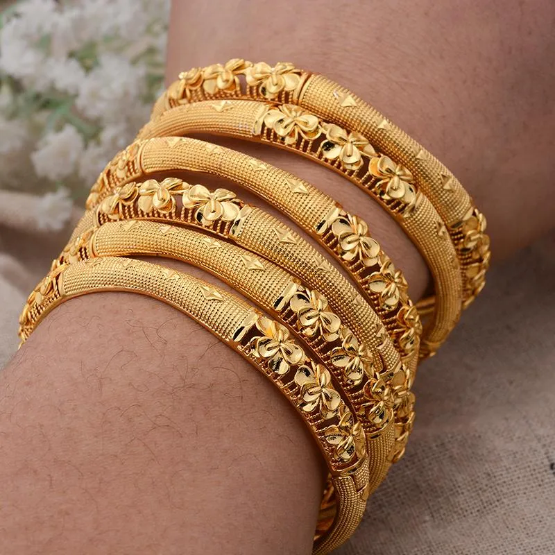 Bangle 6 Stuks veel Dubai Goud Kleur Armbanden Voor Vrouwen Afrikaanse Sieraden Bruid Nigeriaanse Bruiloft Sieraden BanglesBracelet Gift238F