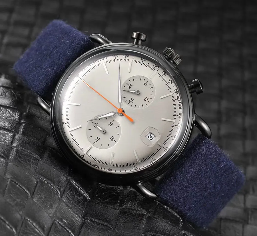 Modemerk kijkt naar mannen multifunction style lederen kwarts pols horloge ar46267p