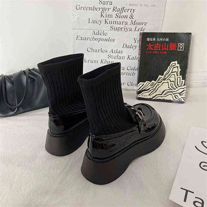 Jurk schoenen vrouwen sokken laarzen voor herfst platte zwarte PU Britse stijl metalen ketting mode 2 9