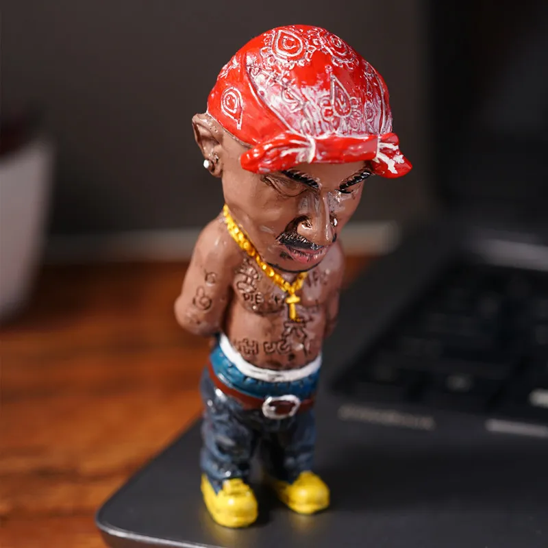 Mini Resin Ornaments Hip Hop Funny Rapper Bro Figurine Set For Home Indoor Outdoor Sculptures Ornaments Decorations Party 220212