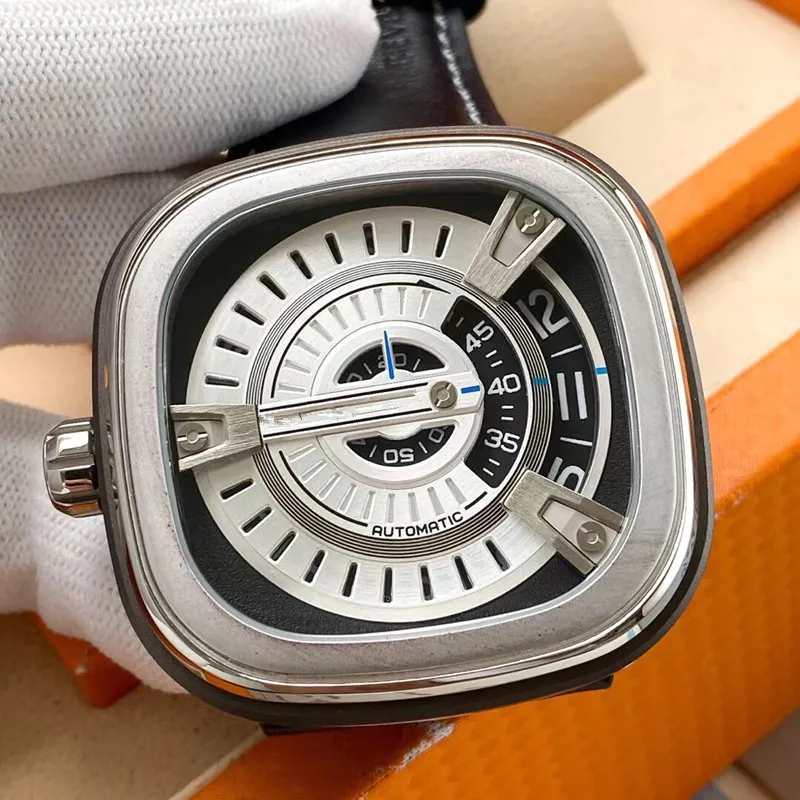 47 15 mm mężczyzn zegarków 316L zegarki ze stali nierdzewnej Automatyczny ruch mechaniczny dla Man Automatyczne zegarek zegarek