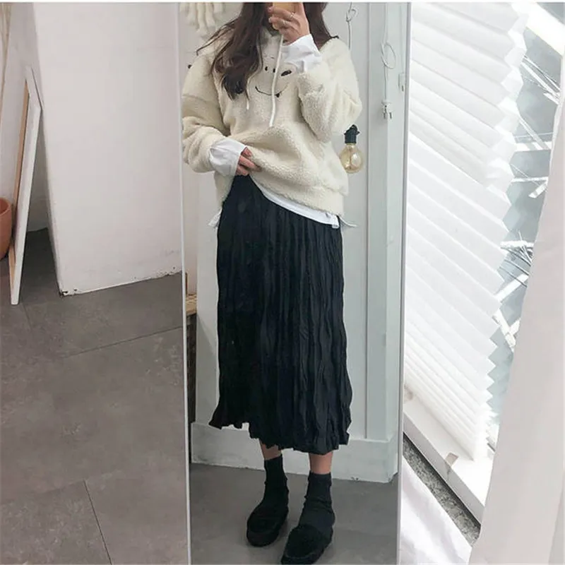Été solide blanc noir gothique jupes plissées femmes harajuku taille haute jupe longue plus la taille satin jupe midi streetwear 201110