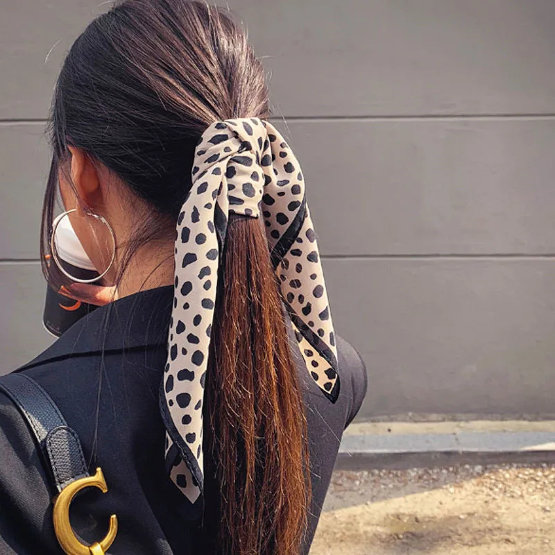 Высокое качество квадратный шарф женский повязка для волос с имитацией шелка с принтом шелковый шарф женское украшение маленькая сумка шарф3332651