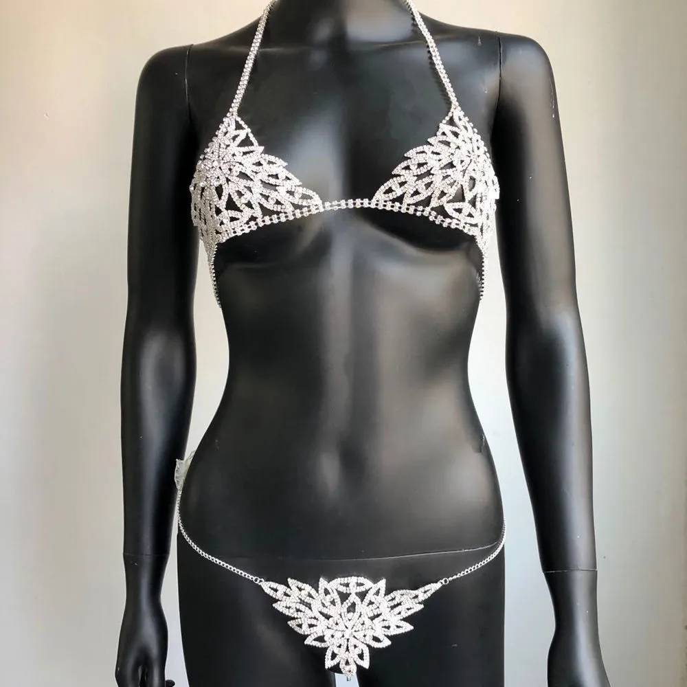 Nieuwe Sexy Ketting Beha Lichaam Sieraden Kristal Bikini Set Strand Lingerie Outfit Harnas Bling Thong voor Vrouwen Vakantie T200508327T