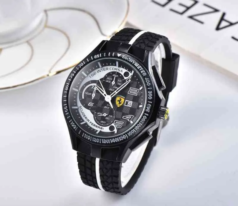 Auto da corse sportive di lusso F1 Formula Cinghia in gomma in acciaio inossidabile ES uomo Orologio da polso casual Orologio195Z195Z