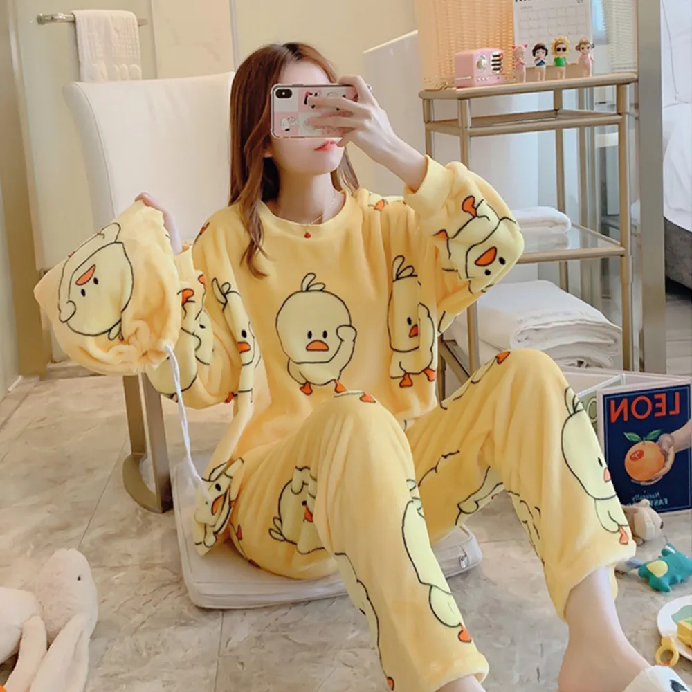 Winter Women Cute Flannel Pajamas Set Cartoon Little Yellow Duck O-Neck Sleepwear Thickened Warm Cotton Pyjamas Home Clothing Y200708